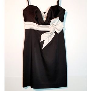 BcbgMaxAzria strapless tuxedo mini dress